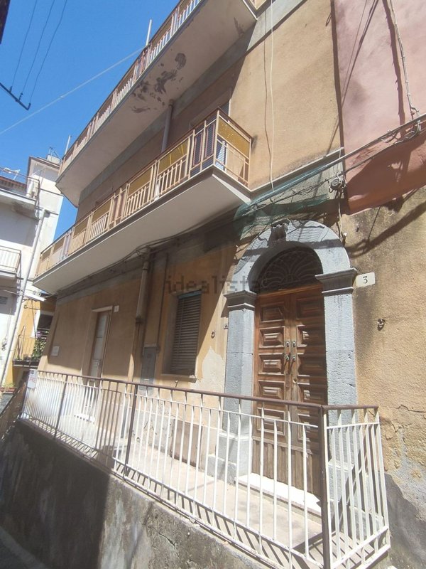 appartamento in vendita a Bronte