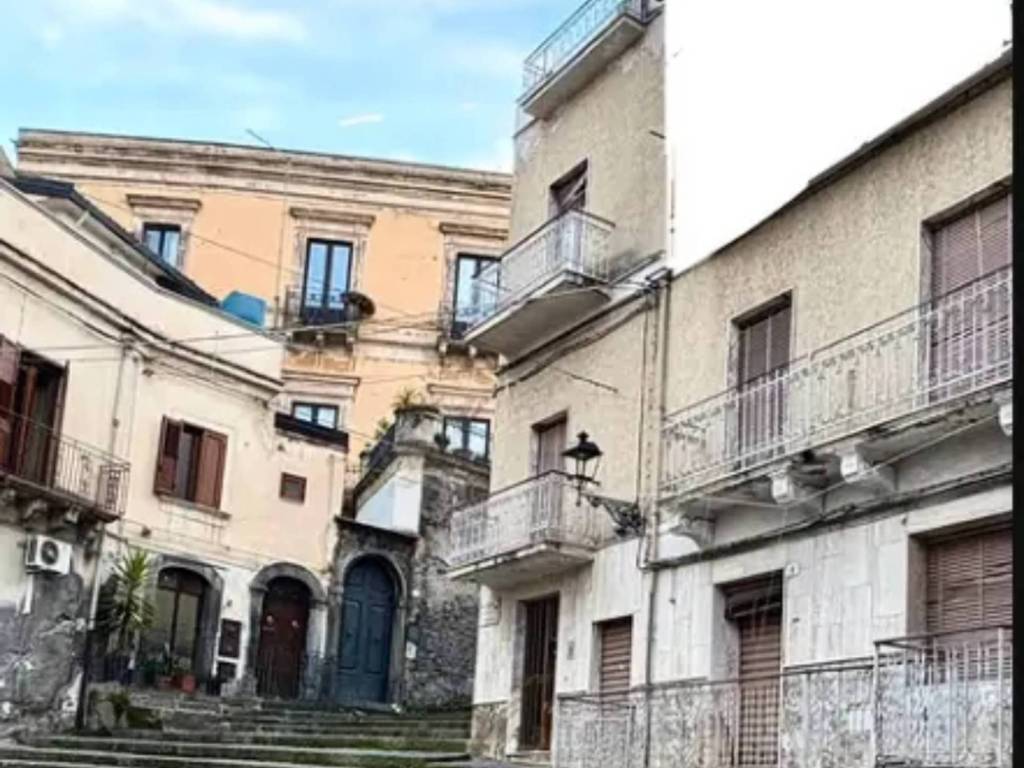 casa indipendente in vendita a Bronte