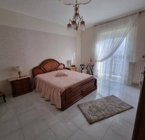 casa semindipendente in vendita a Bronte