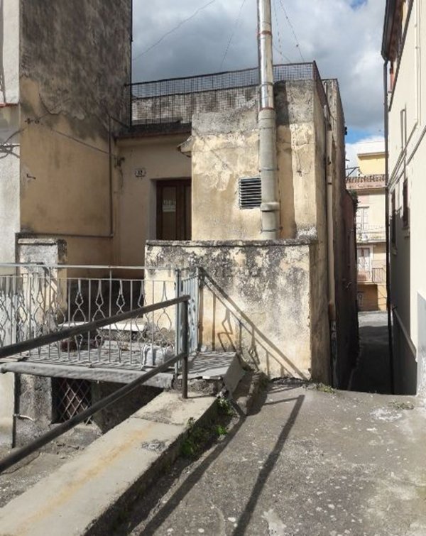 appartamento in vendita a Bronte