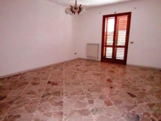 appartamento in vendita a Bronte