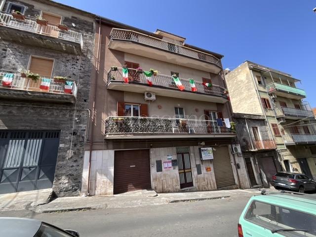 casa indipendente in vendita a Bronte