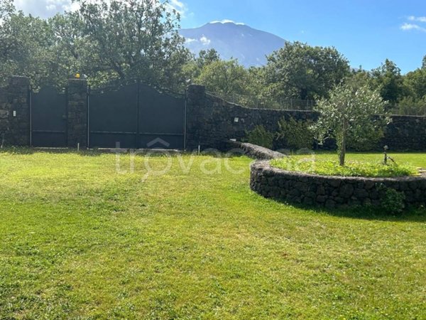 casale in vendita a Bronte