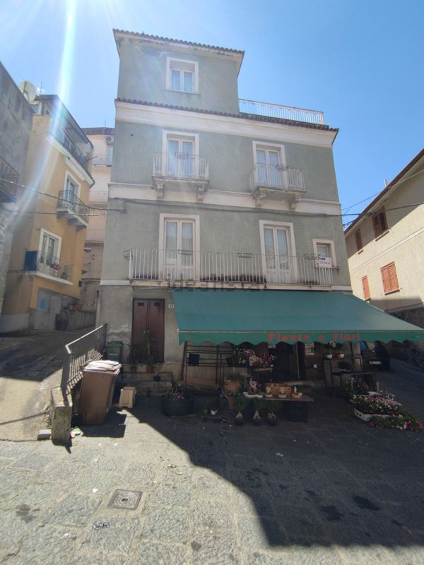 appartamento in vendita a Bronte