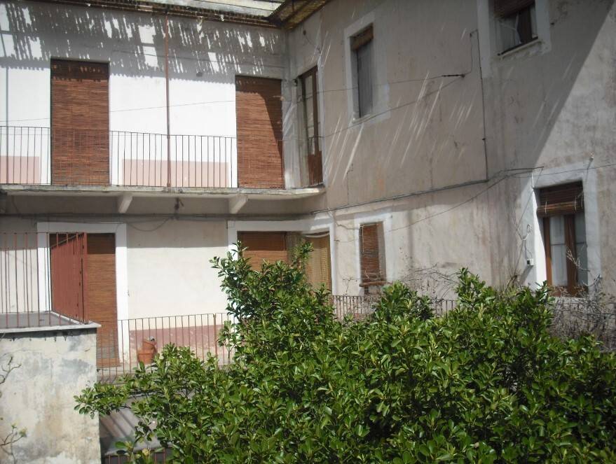 casa indipendente in vendita a Bronte