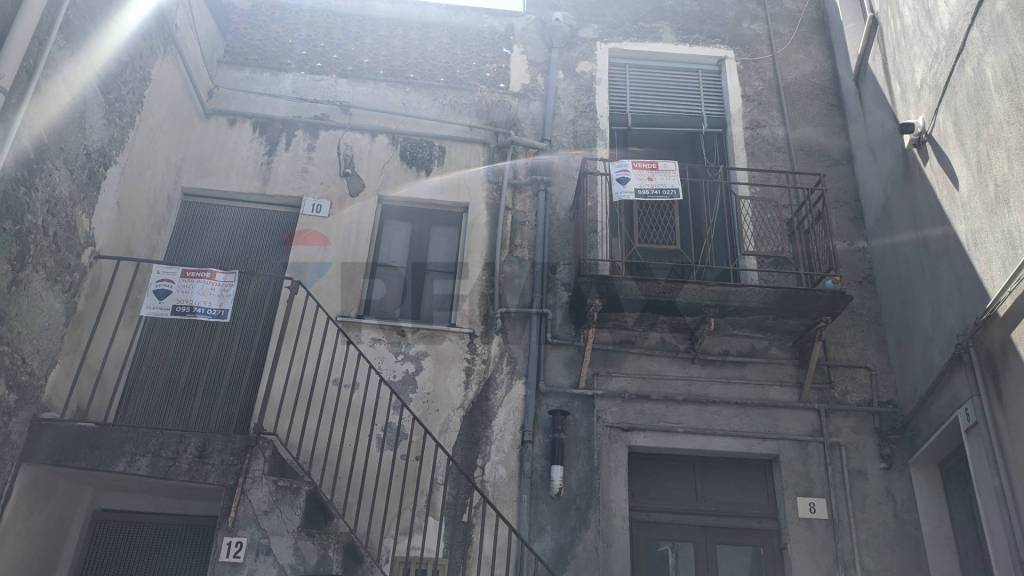 casa indipendente in vendita a Bronte