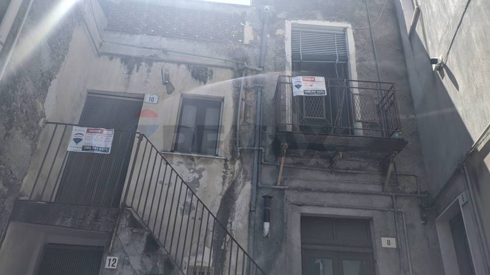 casa indipendente in vendita a Bronte