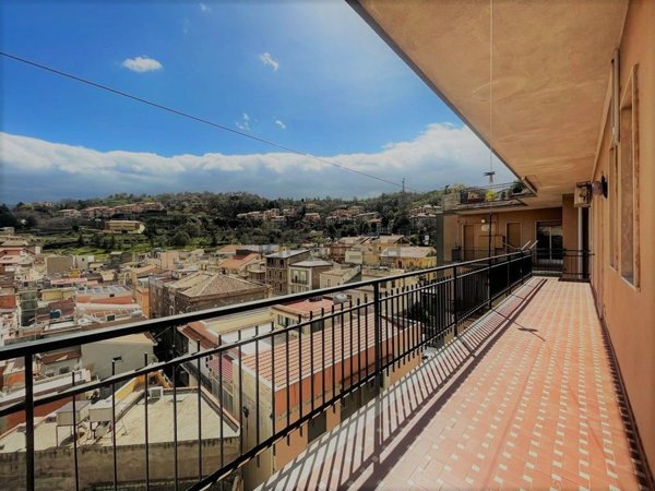 appartamento in vendita a Bronte