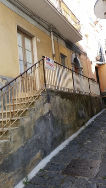 casa indipendente in vendita a Bronte