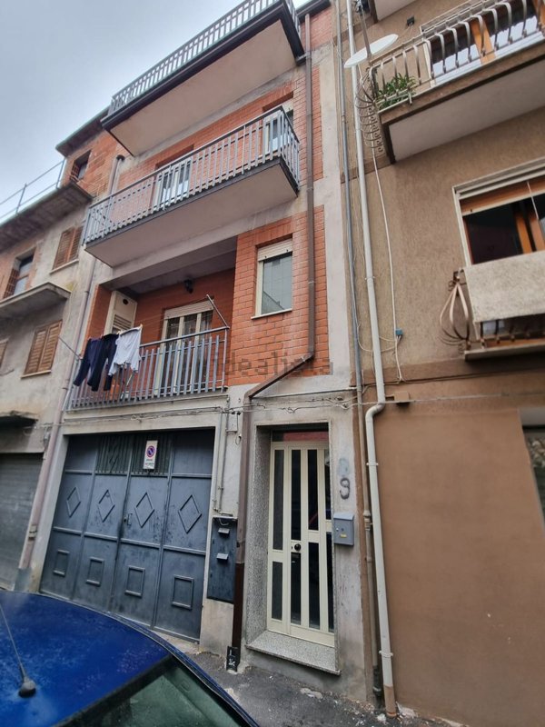 casa semindipendente in vendita a Bronte