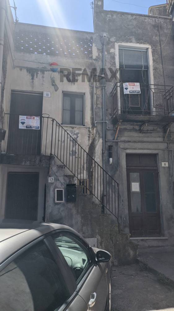 casa indipendente in vendita a Bronte