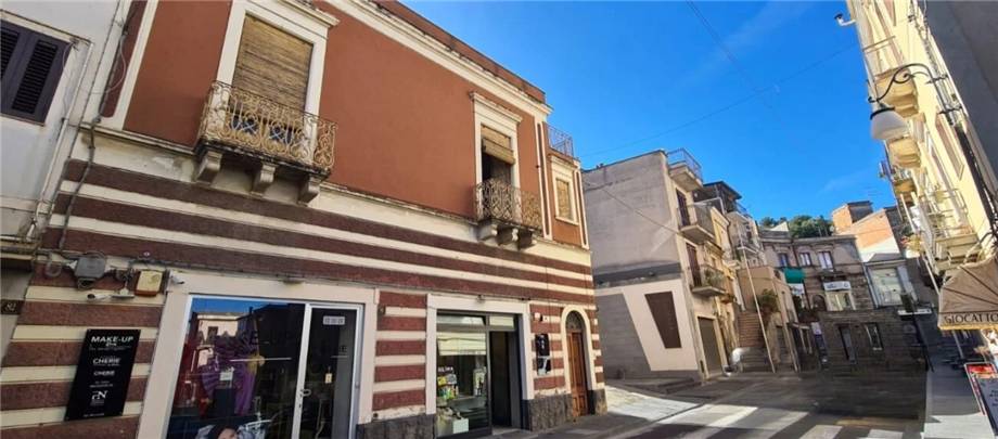 casa indipendente in vendita a Bronte