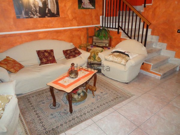 casa indipendente in vendita a Bronte