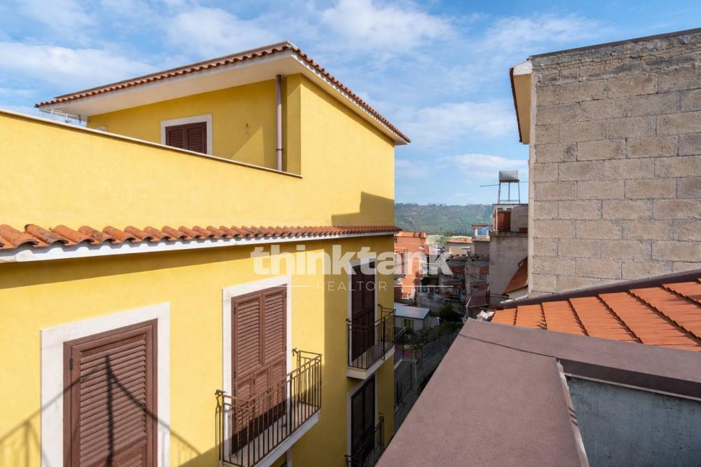casa indipendente in vendita a Bronte