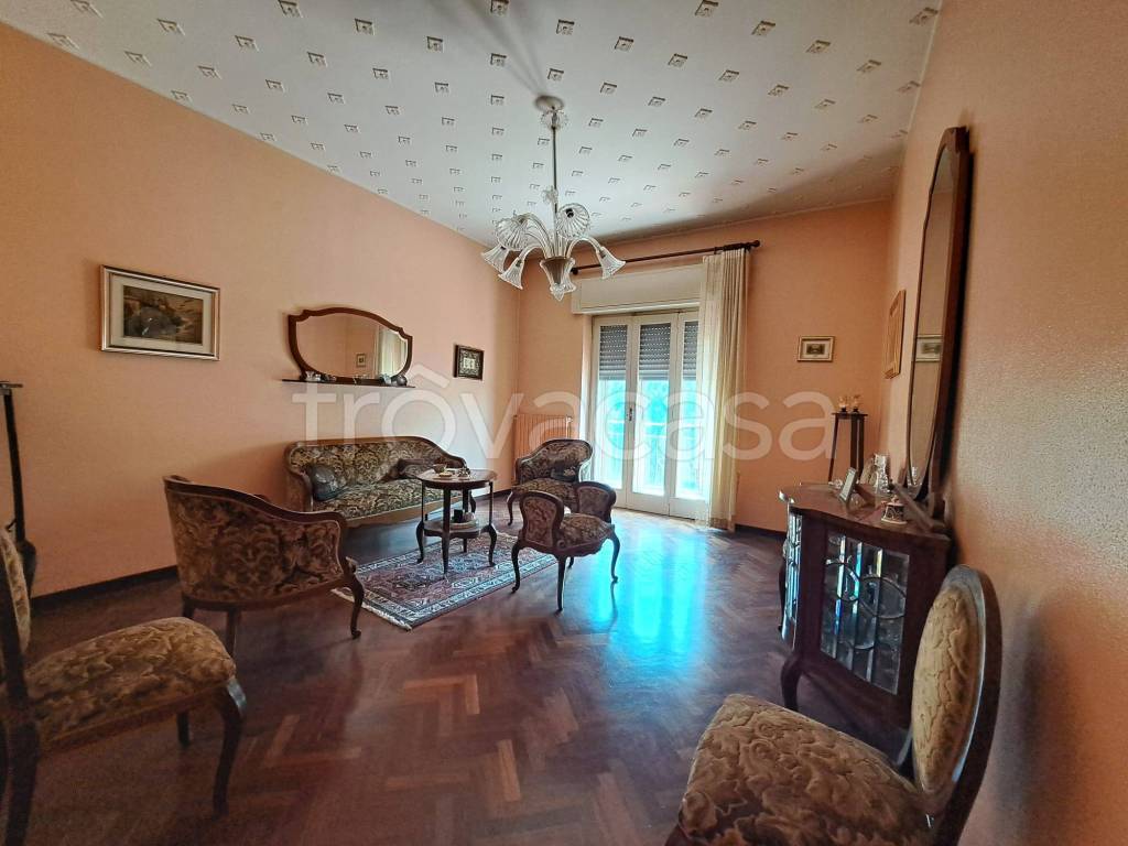 appartamento in vendita a Bronte