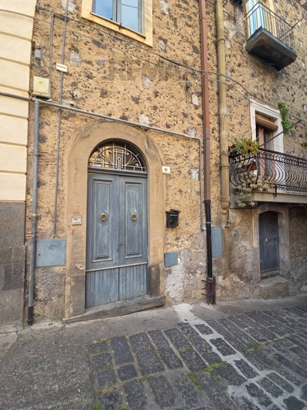 appartamento in vendita a Bronte