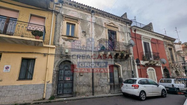 casa indipendente in vendita a Calatabiano