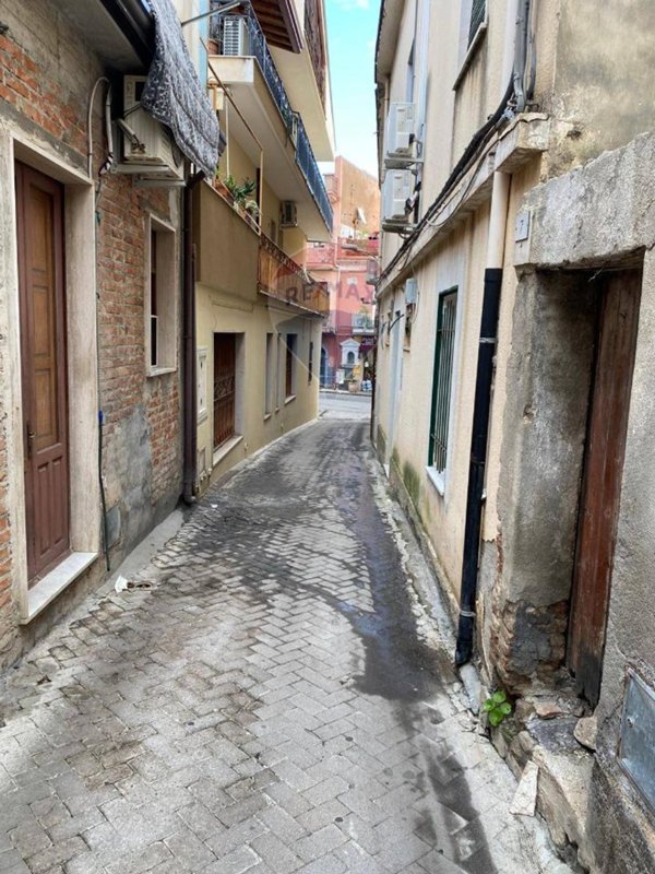 casa indipendente in vendita a Calatabiano
