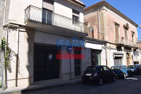 locale commerciale in vendita a Calatabiano