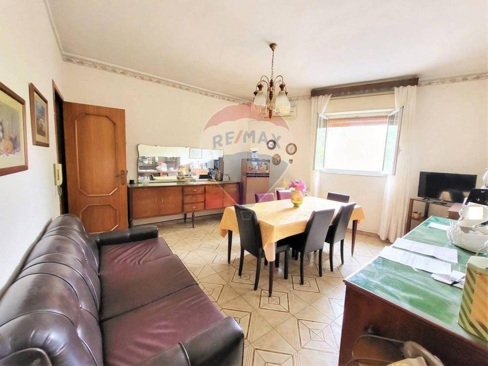casa indipendente in vendita a Calatabiano