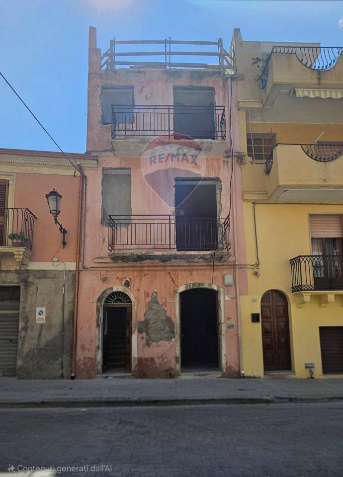 casa indipendente in vendita a Calatabiano