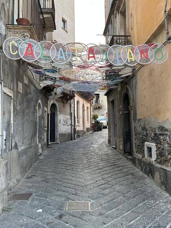 casa indipendente in vendita a Calatabiano