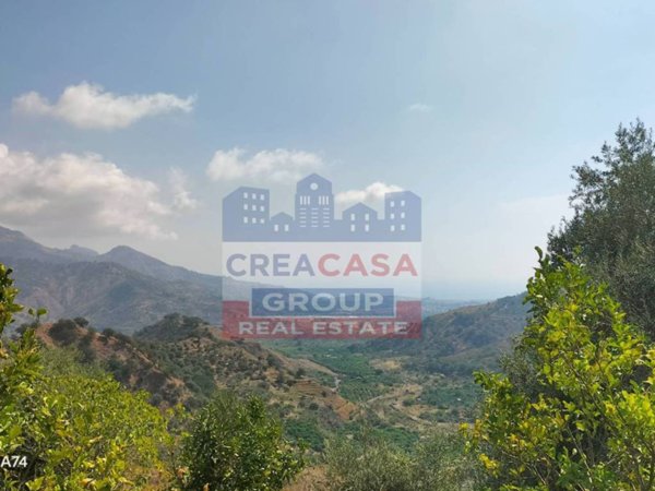 negozio in vendita a Calatabiano