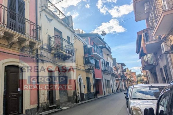 casa indipendente in vendita a Calatabiano