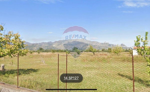 casa indipendente in vendita a Calatabiano