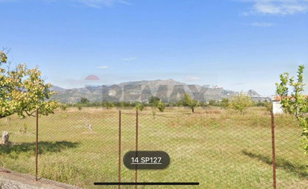 casa indipendente in vendita a Calatabiano