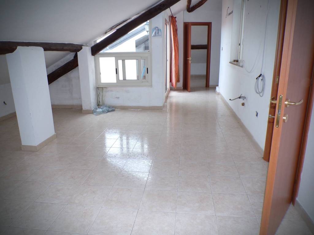 appartamento in vendita a Calatabiano