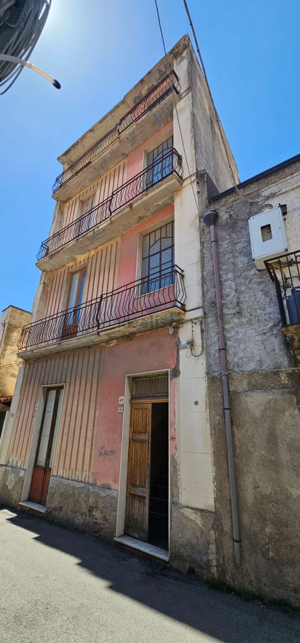 appartamento in vendita a Calatabiano