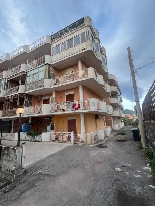 appartamento in vendita a Calatabiano