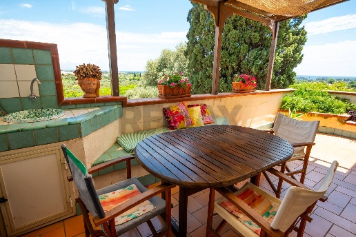 casa indipendente in vendita a Calatabiano