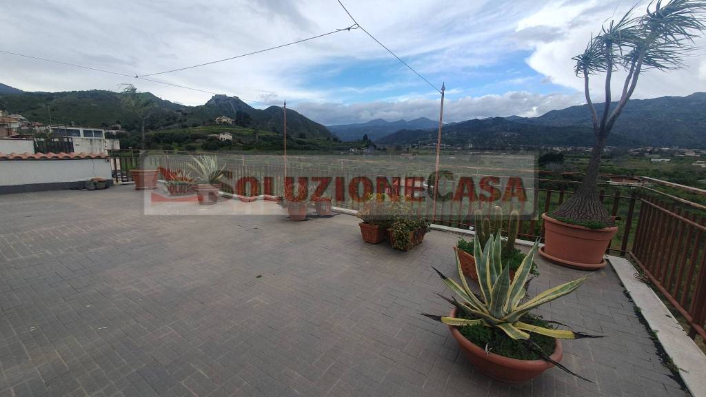 appartamento in vendita a Calatabiano