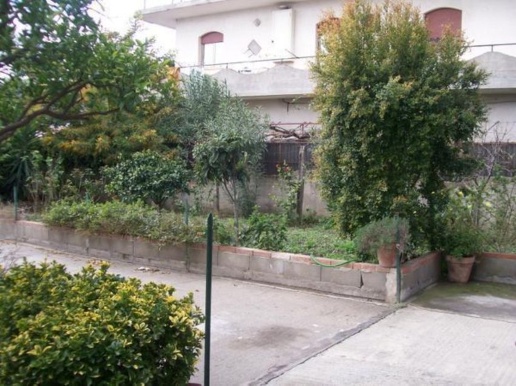 casa indipendente in vendita a Calatabiano