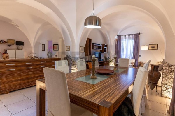 casa indipendente in vendita a Calatabiano