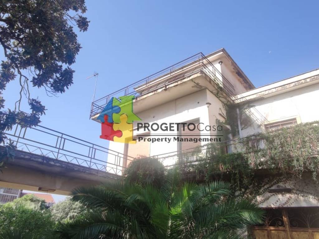 casa indipendente in vendita a Calatabiano