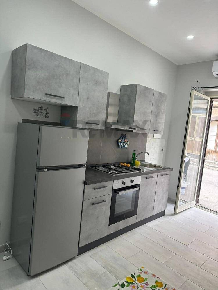 casa indipendente in vendita a Calatabiano