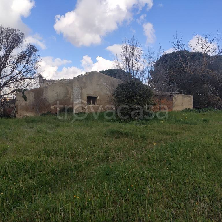 casa indipendente in vendita a Caltagirone