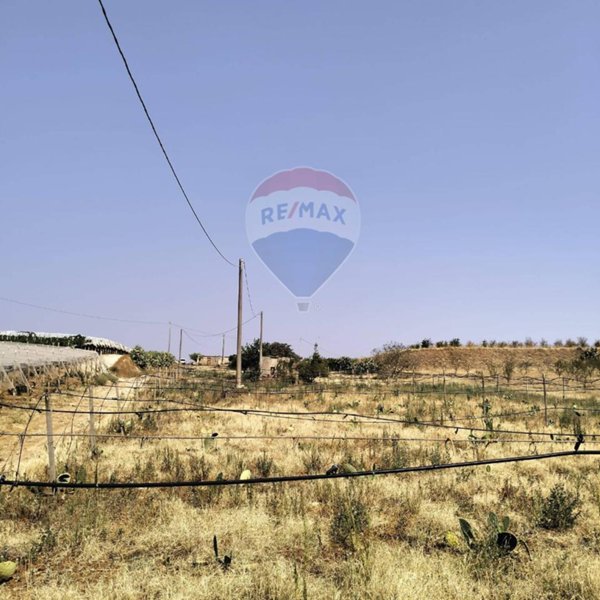 terreno edificabile in vendita a Caltagirone