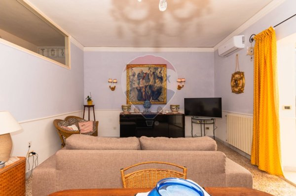 casa indipendente in vendita a Caltagirone