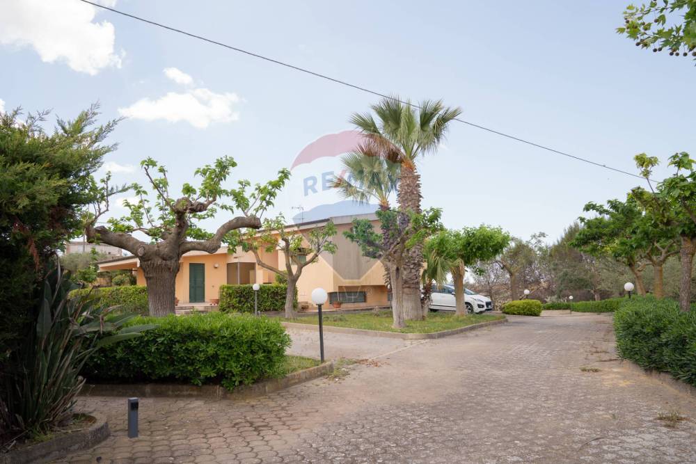 casa indipendente in vendita a Caltagirone
