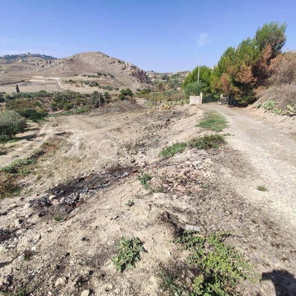 terreno agricolo in vendita a Caltagirone