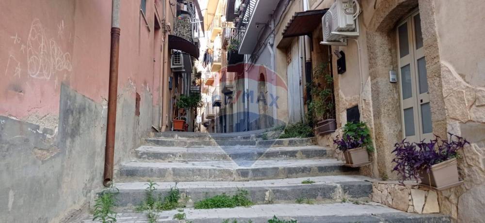 appartamento in vendita a Caltagirone