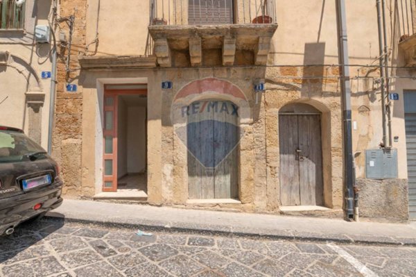 appartamento in vendita a Caltagirone
