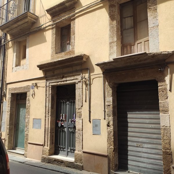appartamento in vendita a Caltagirone