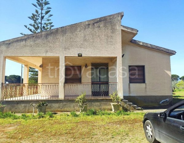 casa indipendente in vendita a Caltagirone in zona Santo Pietro