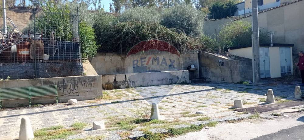 casa indipendente in vendita a Caltagirone