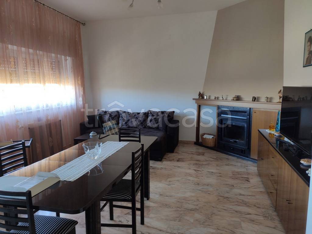 casa indipendente in vendita a Caltagirone
